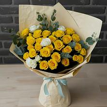 Букет цветов из:  Розы #REPLACE_PRED# Кужорской