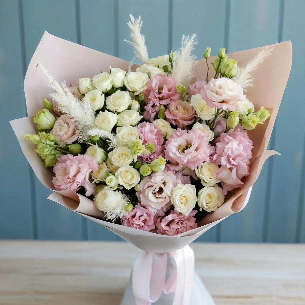 Букет цветов из: Альстромерии и Розы в Кужорской