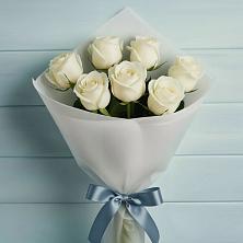 Букет 7 Белых роз Эдлесс Лав в Кужорской