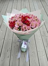 Букет цветов из:  Альстромерии в Кужорской