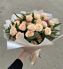 Букет Кремовые розы Латте в Кужорской