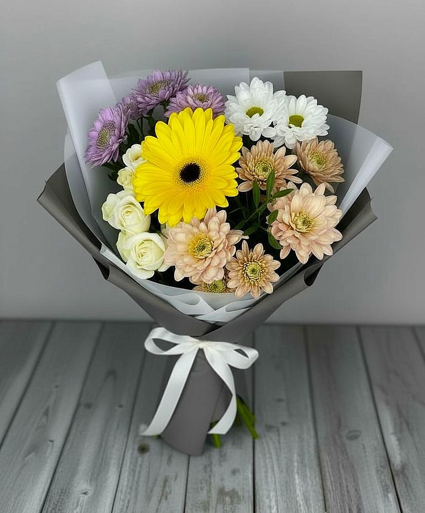 Букет цветов из: Розы, Герберы и Хризантемы в Кужорской