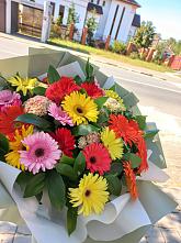 Букет цветов из:  Герберы #REPLACE_PRED# Кужорской