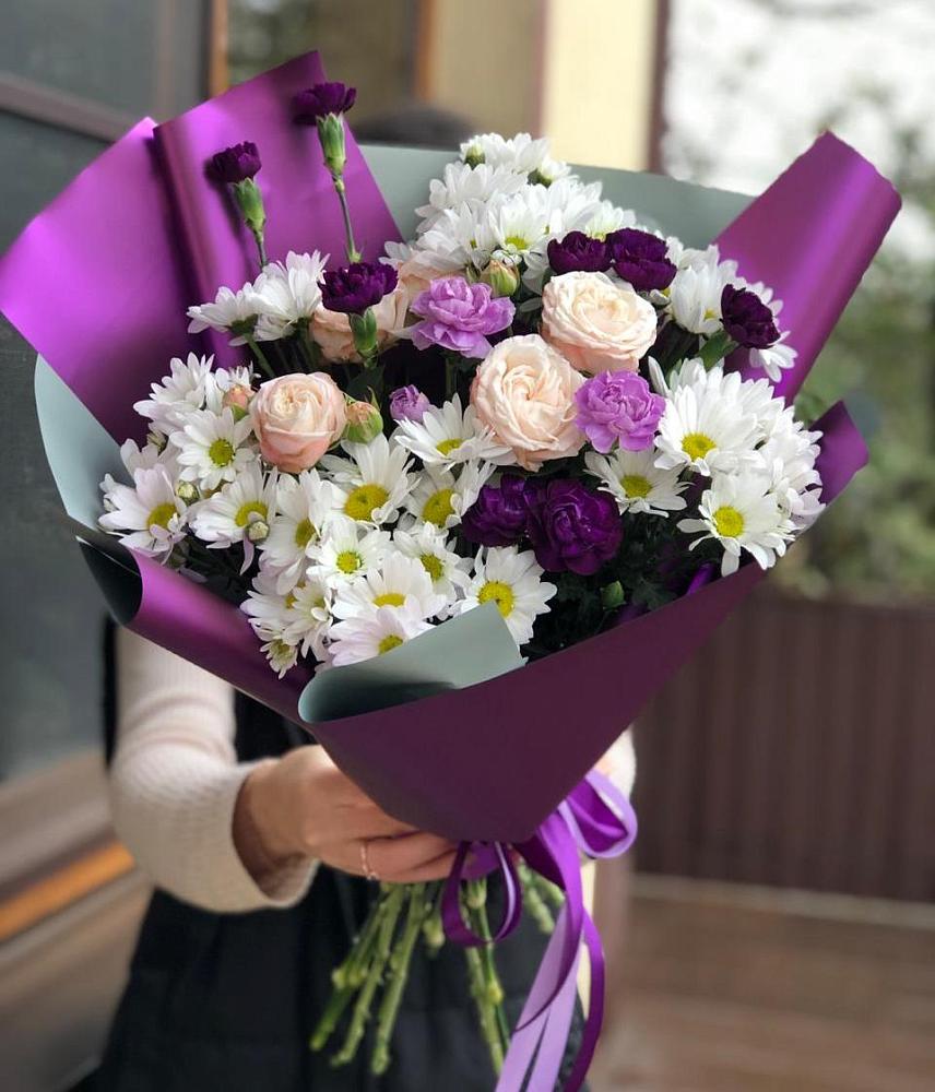Букет цветов из: Хризантемы, Гвоздики и Розы в Кужорской