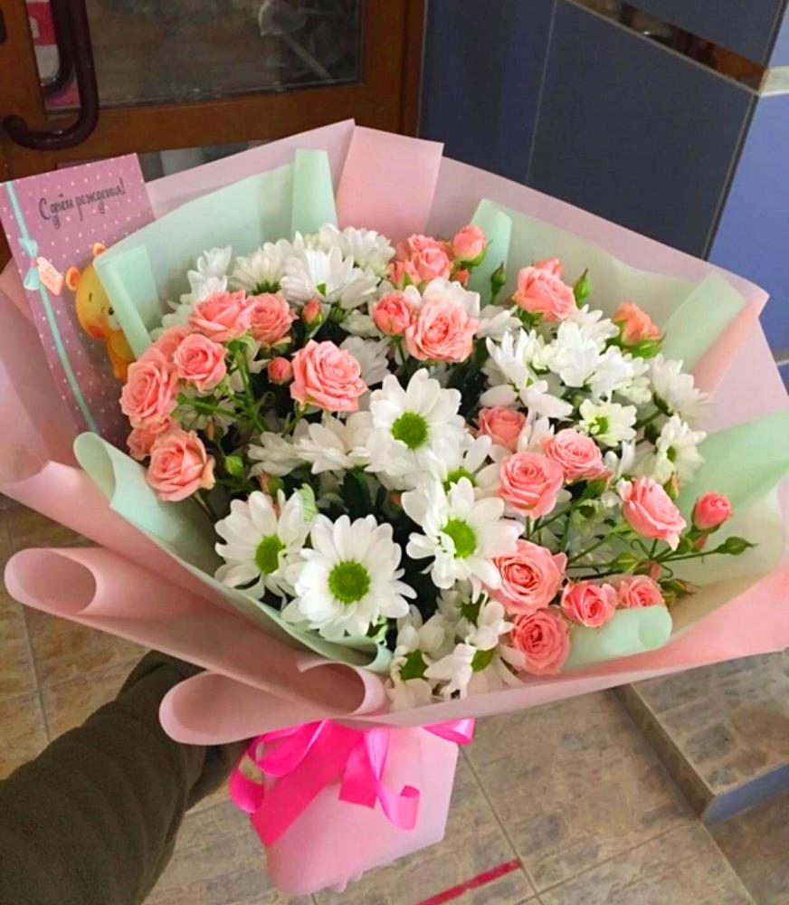 Букет цветов из: Розы и Хризантемы в Кужорской