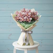 Букет цветов из:  Орхидеи и Розы в Кужорской