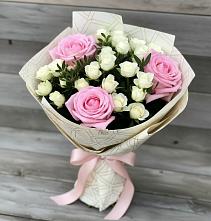 Букет цветов из:  Розы #REPLACE_PRED# Кужорской