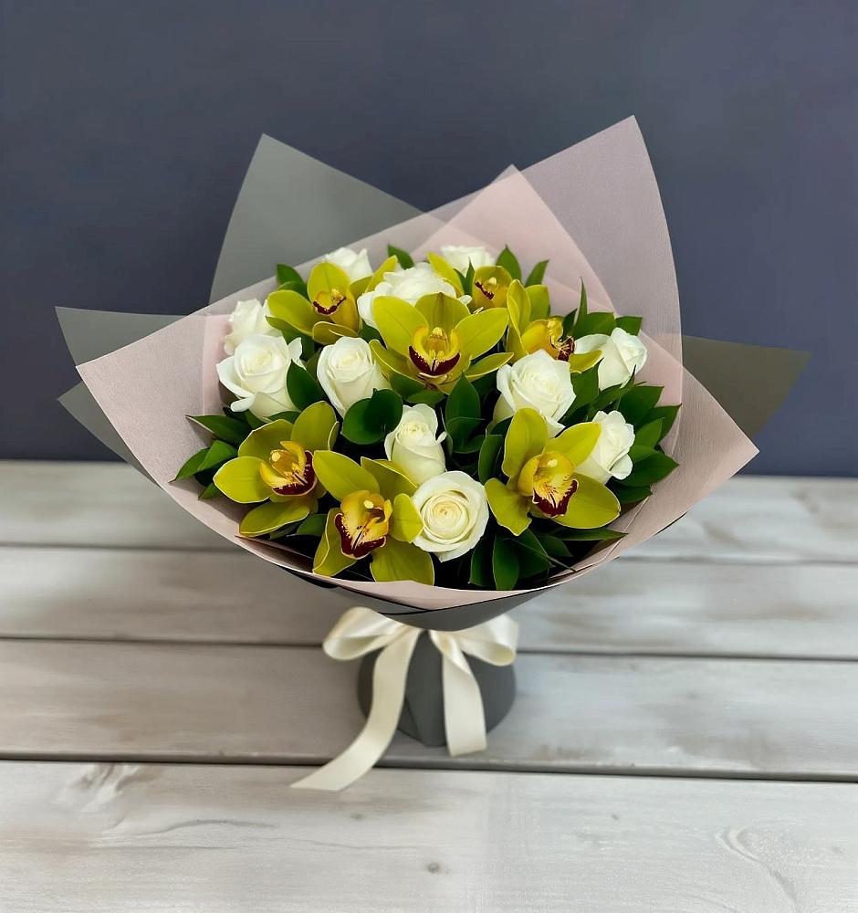 Букет цветов из: Орхидеи и Розы в Кужорской