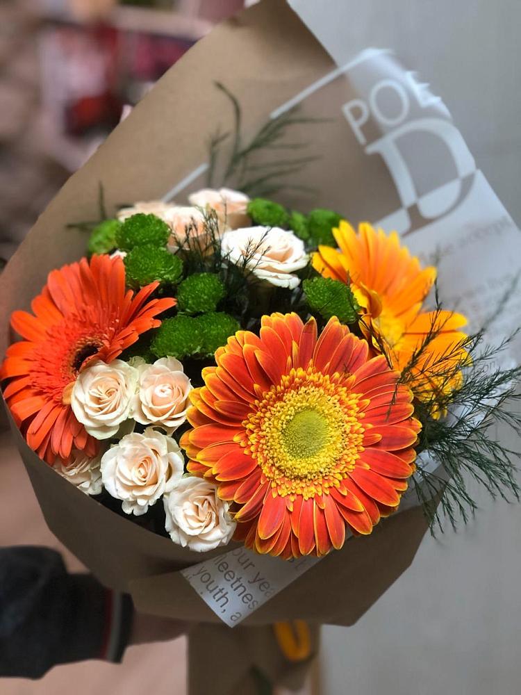 Букет цветов из: Герберы, Хризантемы и Розы в Кужорской