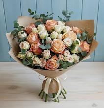 Букет цветов из:  Альстромерии и Розы #REPLACE_PRED# Кужорской